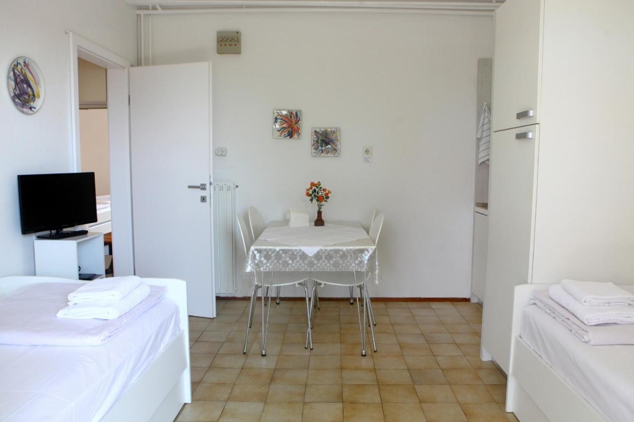 Apartments Diana Bm Порторож Екстериор снимка